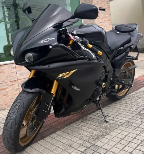 Yamaha R1 1000 2010 | 45.000 km | Pneus Michelin Novos