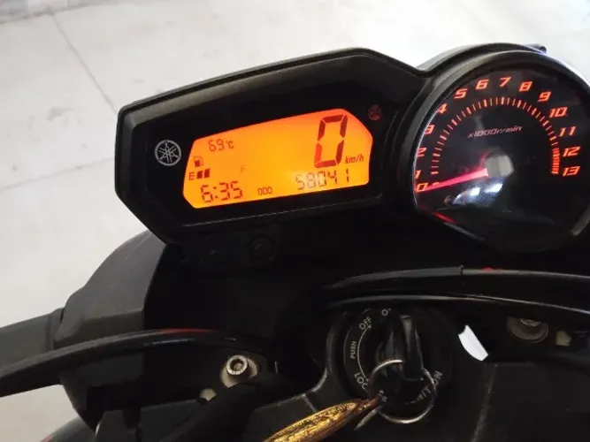 Vendo Yamaha XJ6 N 2011
