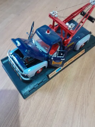 Carrinho colecionavel metal 1:18