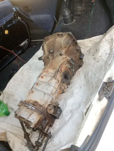 Câmbio Ford Belina del rey pampa 5 marcha pra peças 