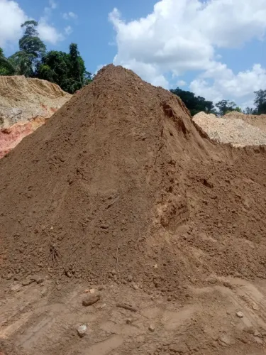 Areia grossa a partir de 9 metros