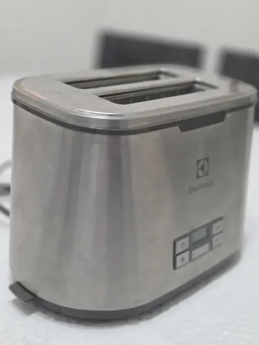 Torradeira Electrolux Expressionist