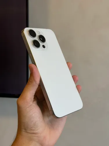 iPhone 15 Pro Max 256 Branco Garantia 6 meses