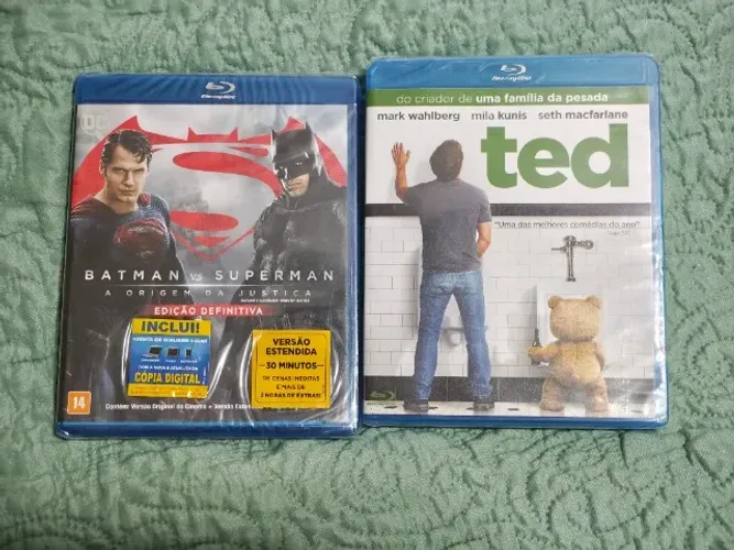 Combo 2 blu-rays lacrados Batman vs Superman & Ted