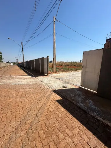 VENDO LOTE - aceita parcelamento, com 50% de entrada