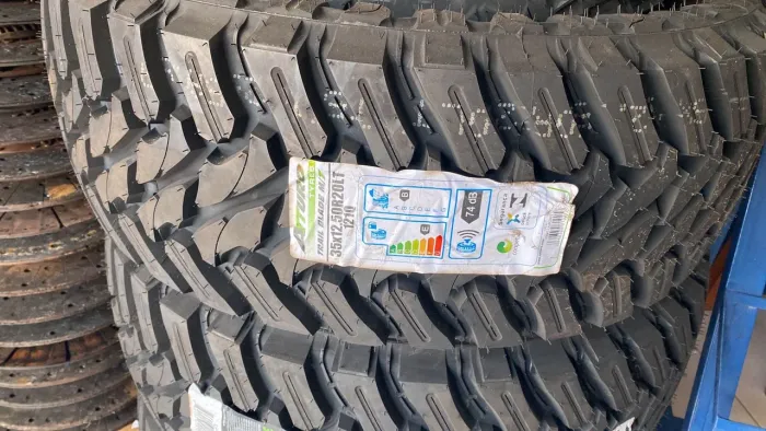 35x12.5r20 ATTURO MT pneu novo