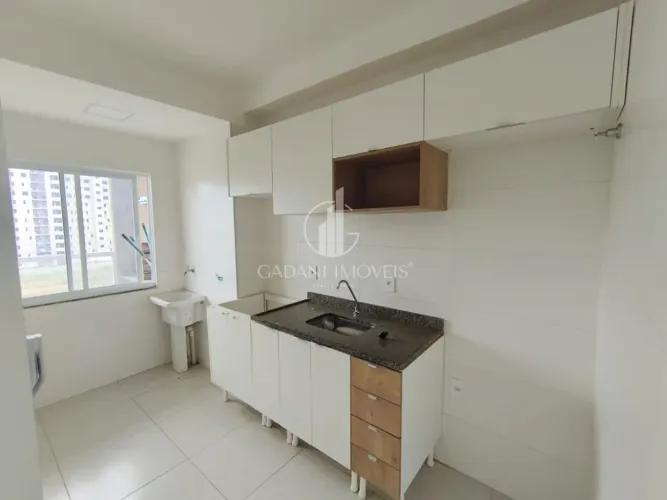 APARTAMENTO DE 2 QUARTOS SENDO 1 SUÍTE PARA LOCAÇÃO POR R$ 2.300,00 NO CONDOMÍNIO LIFE EM