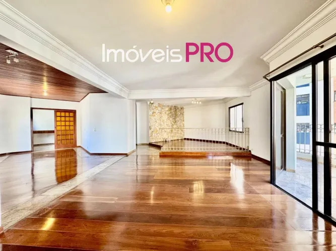 Apartamento em Moema Pássaros 222 m²