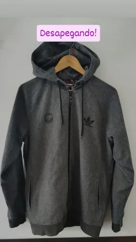 Jaqueta de colecionador skate Adidas X Spitifre edição especial