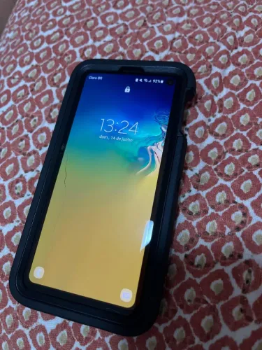 Samsung Galaxy S10e