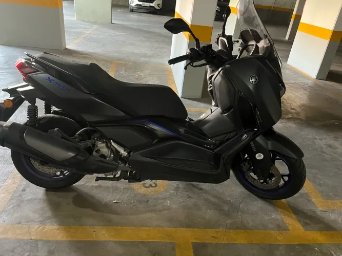 Yamaha XMax 300 CONNECTED 2025