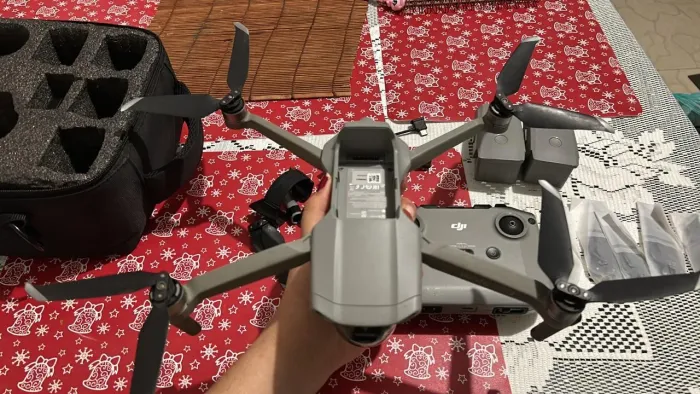 Drone (DJI AIR 2)