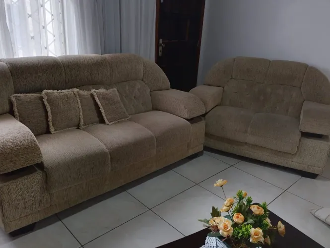 Sofá 2 e 3 lugares