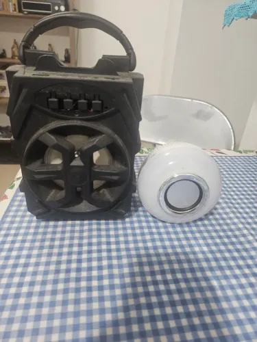 Caixa de som Bluetooth 