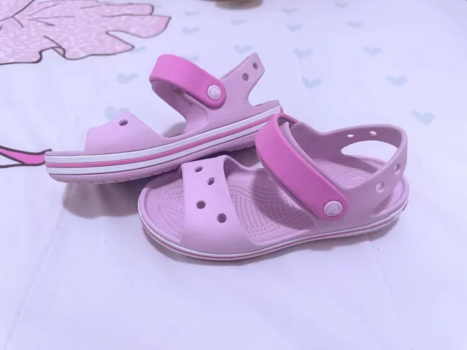 Sandália Crocs Bayaband Rosa C13 / 31 BR