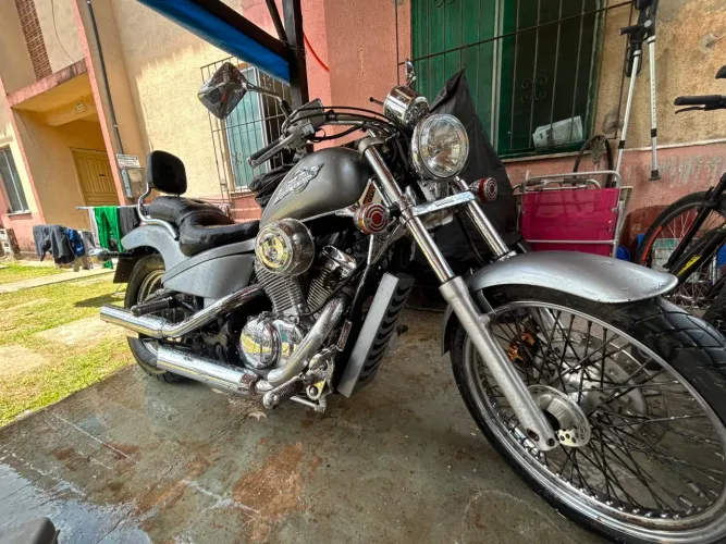 Shadow 600