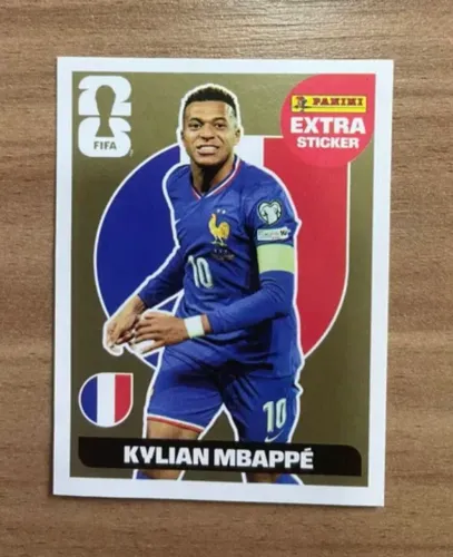 LEGEND MBAPPÉ GOLD
