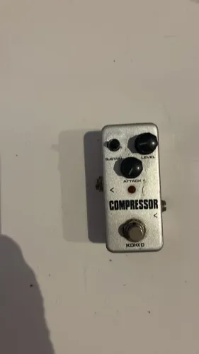 Pedal Sustain Compressor True Bypass Koko Resistente Pequeno (Usado)