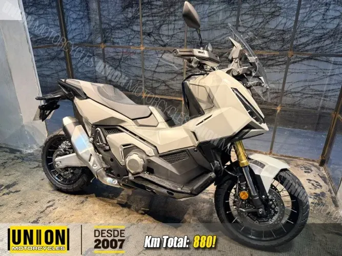 HONDA X-ADV 750