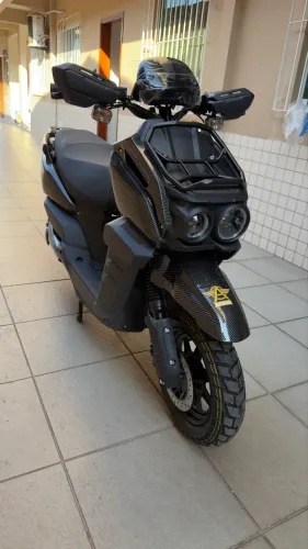 Moto Elétrica Scooter Tank G11 1000W com Bluetooth | Econômica e Moderna