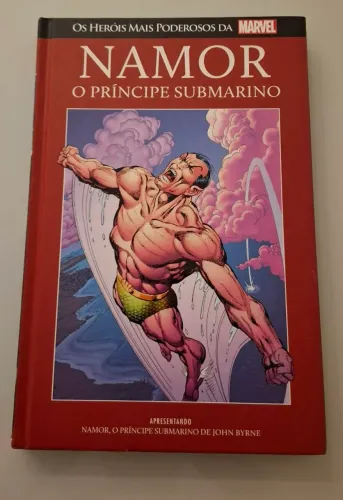 Namor Salvat Capa Vermelha