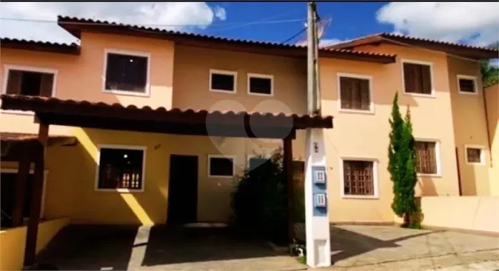 Casa à venda com 3 quartos, sendo 1 suíte, no condomínio Villagio Green Day, Sorocaba - SP