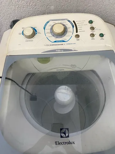Máquina - Electrolux 10 kilos