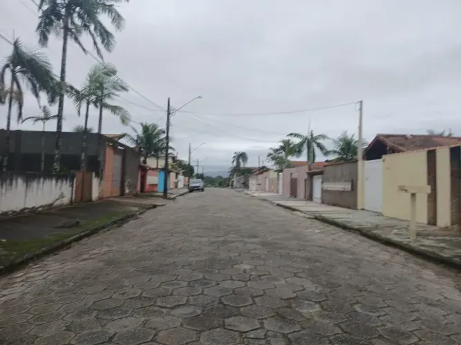 Um Terreno á venda no Cibratel em Itanhaém
