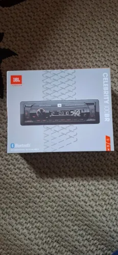Rádio JBL Celebrity 100BR