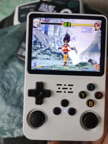 Vende se console r36s 1000 jogos
