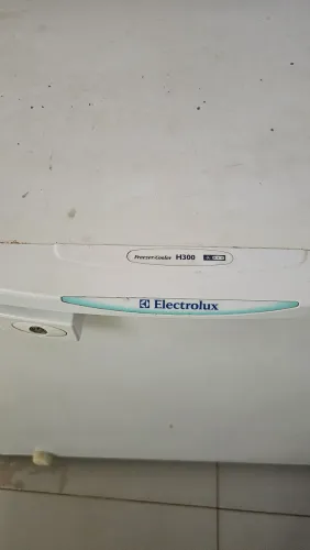 Freezer horizontal Electrolux 300L