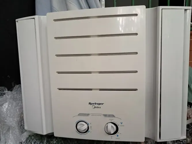 Ar Condicionado Springer 10.000 bt 127 V