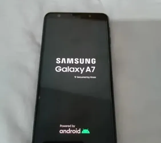samsung galaxy a7 2018 em perfeito estado com capa