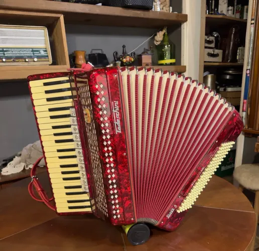 Acordeon Todeschini Super 8