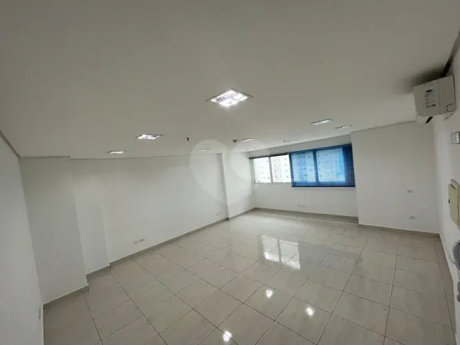 Salas para locação em Centro - SP