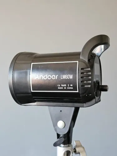 Luz de LED Andoer LM60W (Usado)