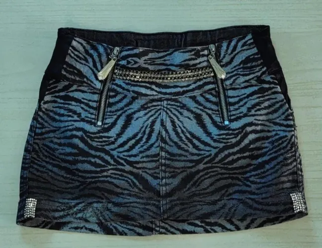Saia da Pitbull jeans