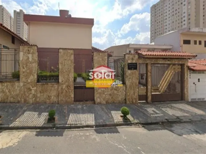 SOBRADO EM CONDOMINIO FECHADO À VENDA: