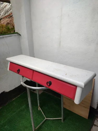 Mesinha de madeira retirar no local