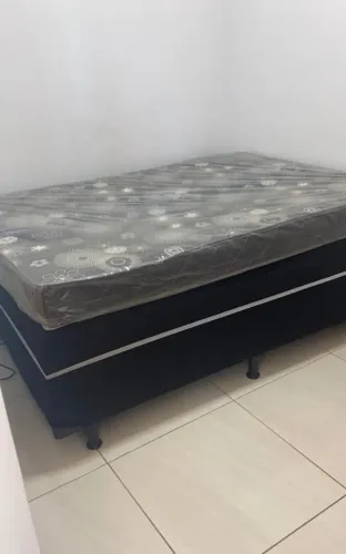 Cama de casal grande 