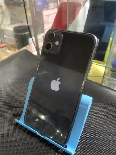 Iphone 11 64gb (3 MESES DE GARANTIA)