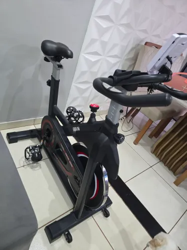 Bicicleta Spinning Ergométrica Odin Fit PACE 3000 - 8 kg