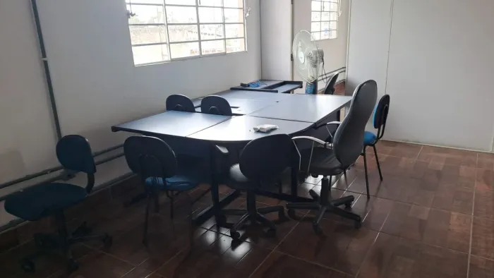 Venda de móveis para escritório 
