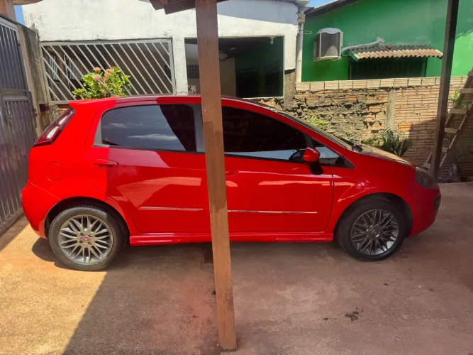 Fiat Punto Sporting 1.8 Flex 8v/16v 5P 2016