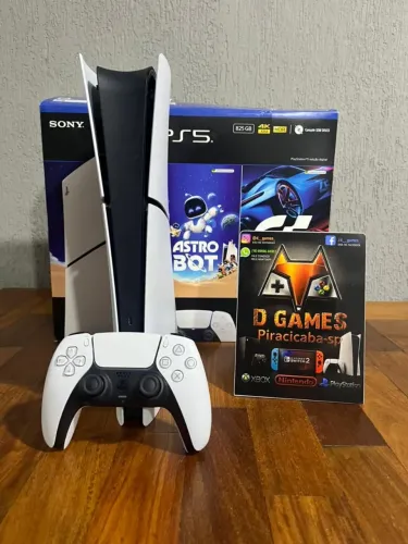 PS5 Slim Digital Semi Novo.