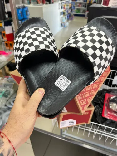 Chinela vans