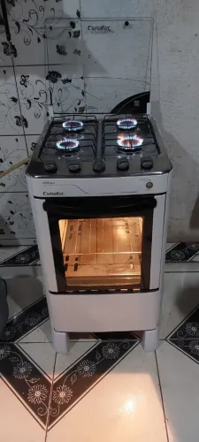 ÓTIMO FOGÃO ESMALTEC 4 BOCAS COM ACENDIMENTO AUTOMÁTICO 