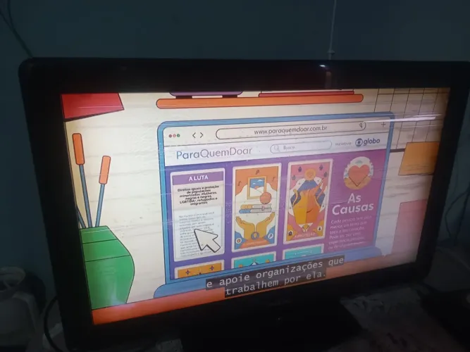 Tv Phillips 32' com conversor incluso