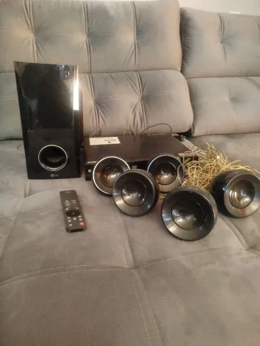 Vende se Home Theater LGDH 2205