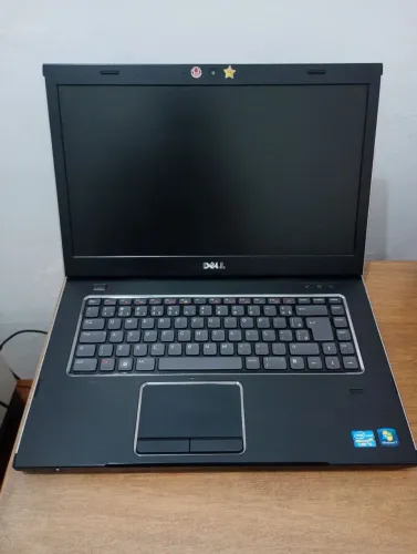 Notebook Dell Vostro 3550 com Windows 11 Pro 25H2 - Veja a descrição 
